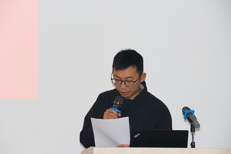 科研副院长胡晓安引领与会人员开展了师德师风专题学习活动