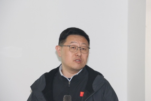 D:\hss\新闻报道\2025\20250320动力与能源学院（航空发动机学院）召开第一届教职工暨工会会员第一次会议\IMG_1252.JPG